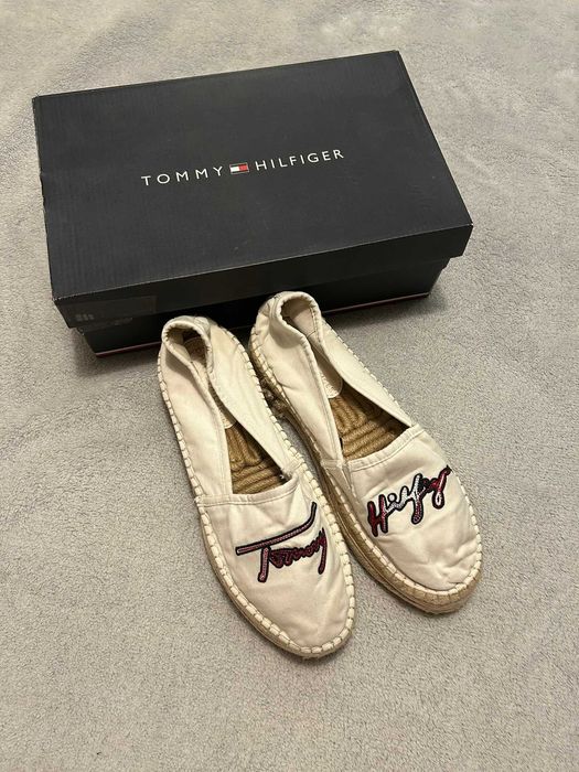 Białe espadryle na platformie Tommy Hilfiger 40