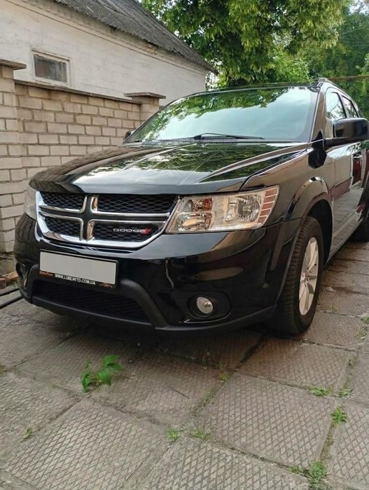 Продам терміново авто у прекрасному стані Dodge Jorney 2016 року 3.6 FlexFluel
