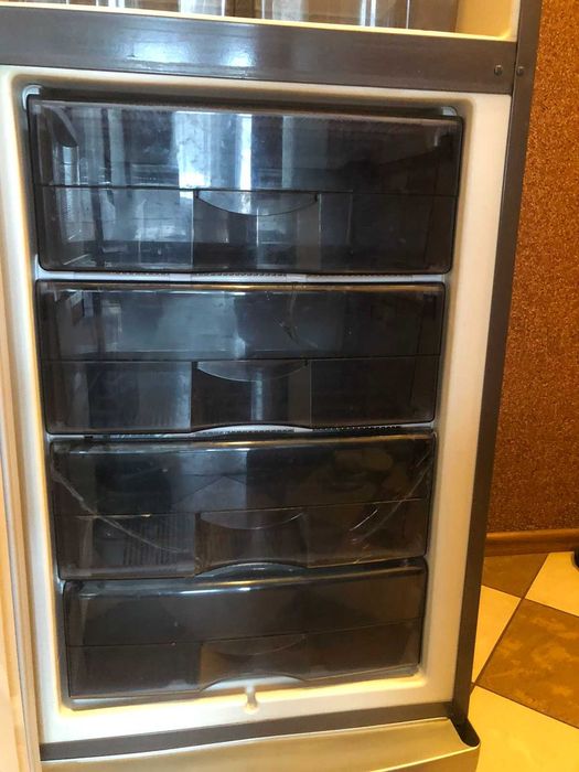 Холодильник вживаний