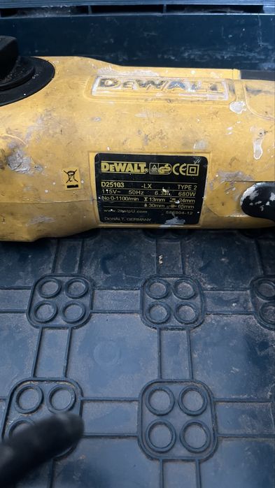 Młotowiertarka DeWalt D25103K