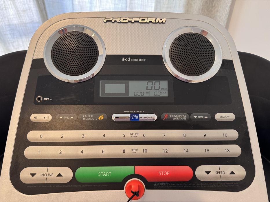 Passadeira Pro Form 600 ZLT