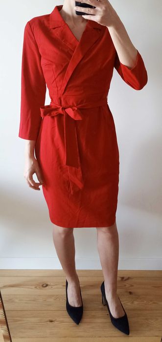 Czerwona klasyczna sukienka mohito kopertowy dekolt