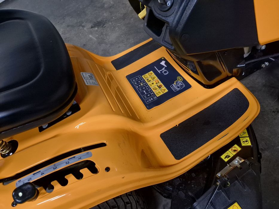 Kosiarka traktorek cub cadet LT 1