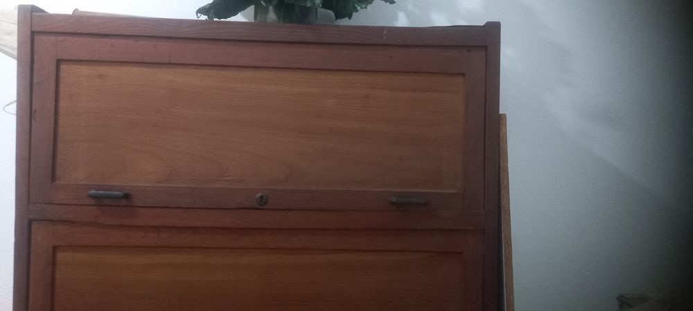 Movel antigo para recuperar