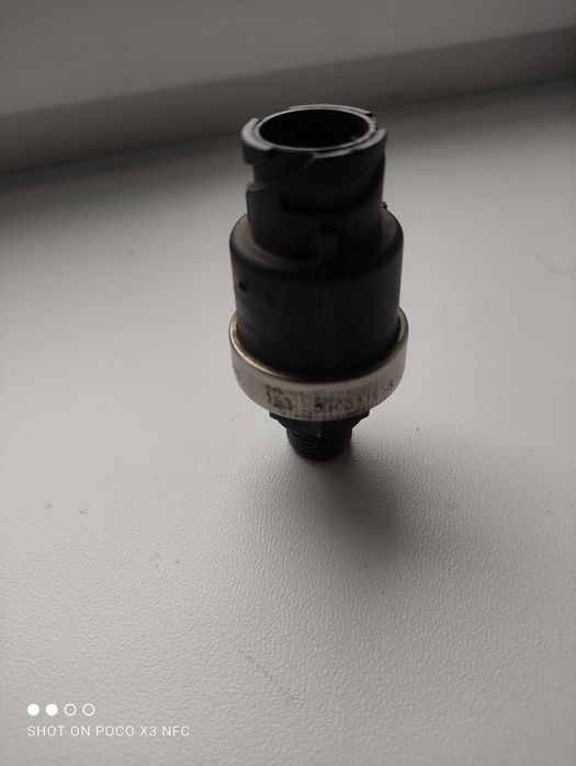 Датчик тиску повітря пневмосистеми Рено