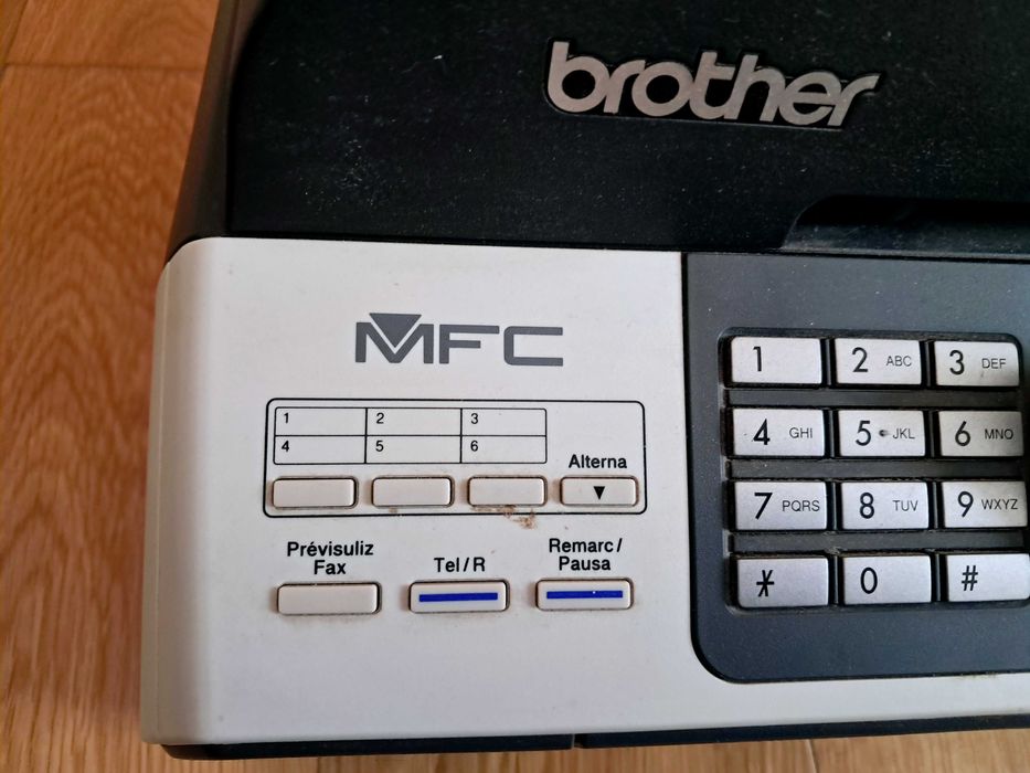 Impressora Brother A4/A3 com scanner. Modelo MFC 5890-CN