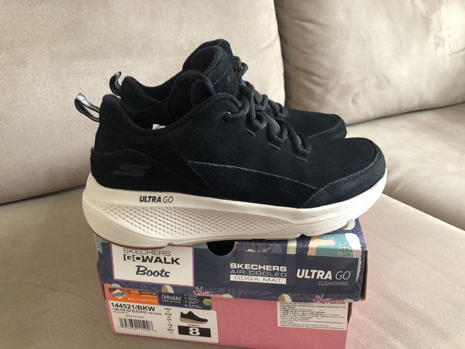 Кросівки жіночі повсякденні Skechers On-The-Go Elevate