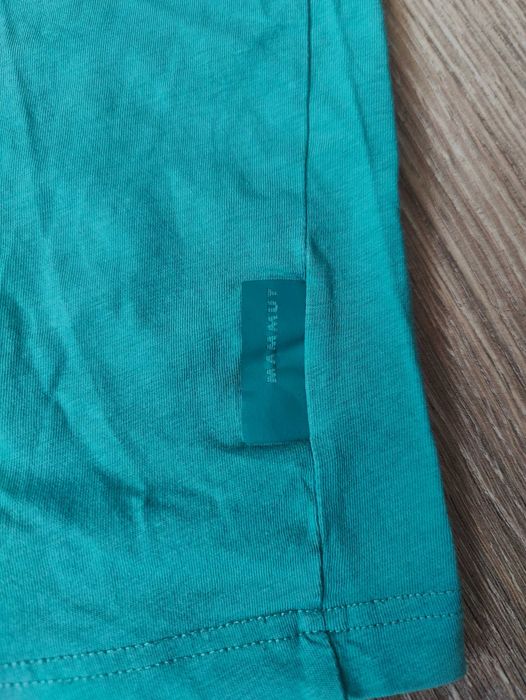 Продам футболку Mammut