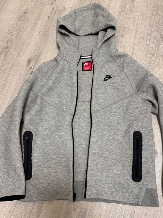 Продам кофта Tech fleece!