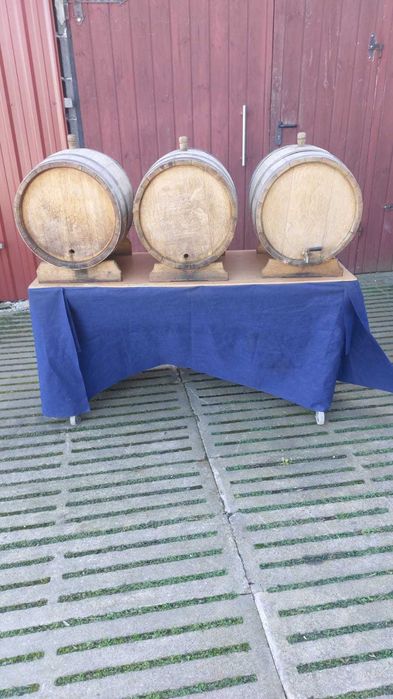 Beczki dębowe na wino itp. 50L - 3 sztuki