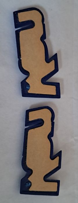 Dwa emblematy Van