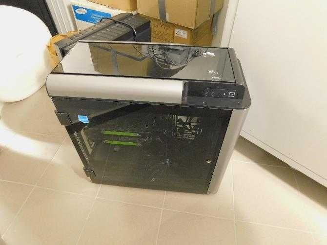 Syndyk sprzeda - serwer do projekcji stereoskopowej