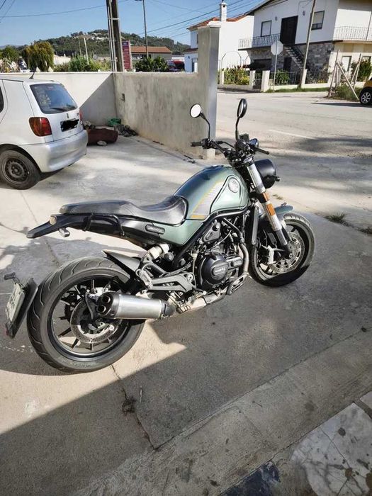 Vendo ou troco motociclo