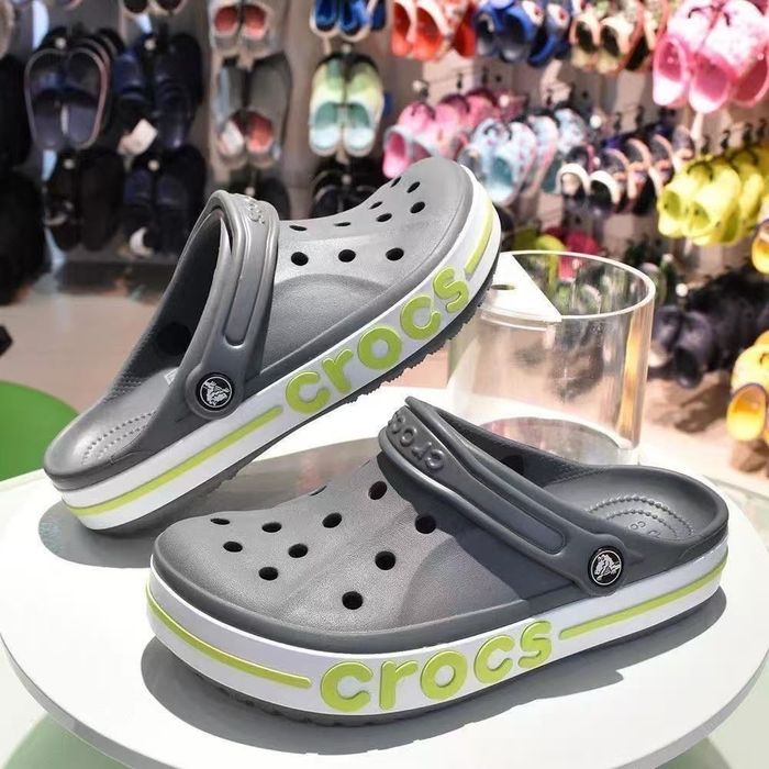 Тапки, шльопанці, крокси, crocs