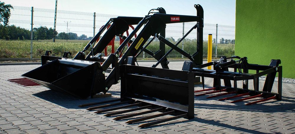 HIT! Ładowacz TUR MF 255 235 3512 2812  hydrauliczny 2b Producent