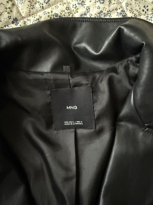 Косуха чорна Mango