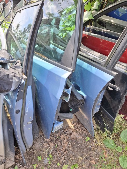 Opel Meriva B drzwi lewy przód z Niemiec