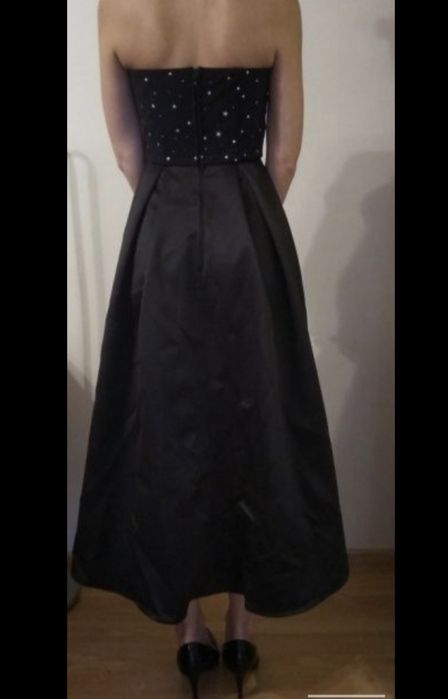 Czarna elegancka sukienka