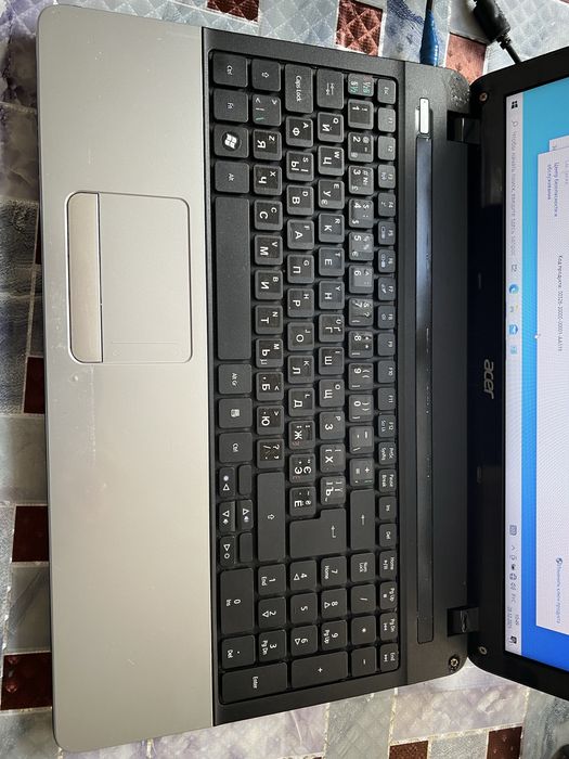 Ноутбук Acer Travelmate P253 intel I5-3210 4gb DDR3 500GB HDD