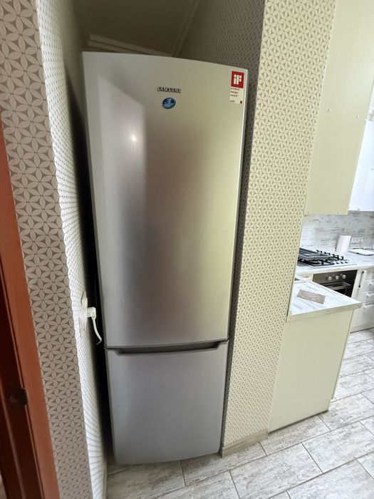 Продам холодильник Samsung