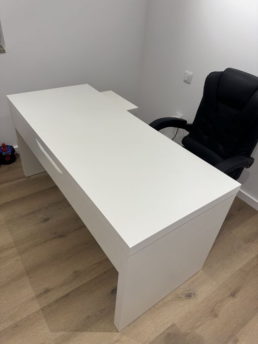 Secretária Malm Ikea