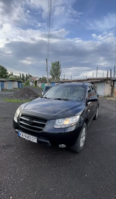 Прожаж тільки для ЗСУ!!!
Авто технічно справне, вкладено велика кількість коштів, недавно зроблена турбіна 28000грн та форсунки 19000грн.
Пробіг рідний є підтверджуючі документи. Комплектація майже максимальна. 
Будь які перевірки.
Переоформлення на іншого в/с без проблем.
Звʼязок через месенджери або чат ОЛХ, на звʼязку 24/7.
Торг присутній.