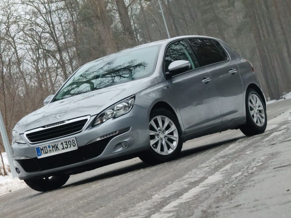 Peugeot 308 1.2 Benzyna 130 km Manual Serwis Dwa Klucze Kamera cofania