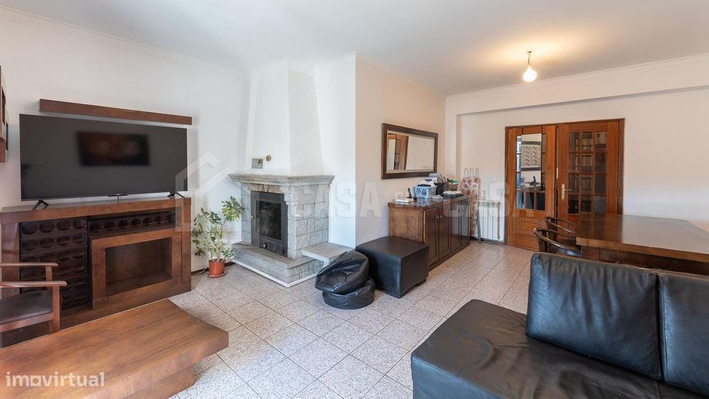Apartamento T3 Duplex S. J. Carreira — Rio de Loba, Viseu