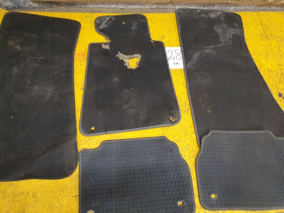 BMW E39 Czarne Dywaniki Wycieraczki Oryginał BMW Welur 28 Części BMA