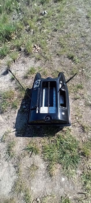 Łódka zanętowa + x-toslon+deeper