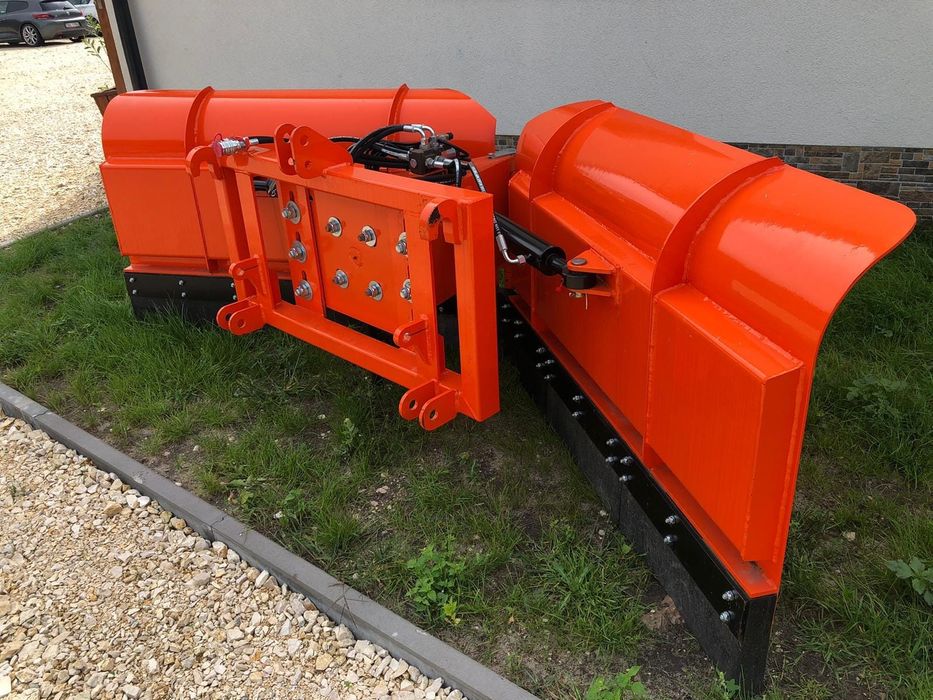 Solidny pług do śniegu strzałka składany hydrauliczny do tuza tura Metal-Technik