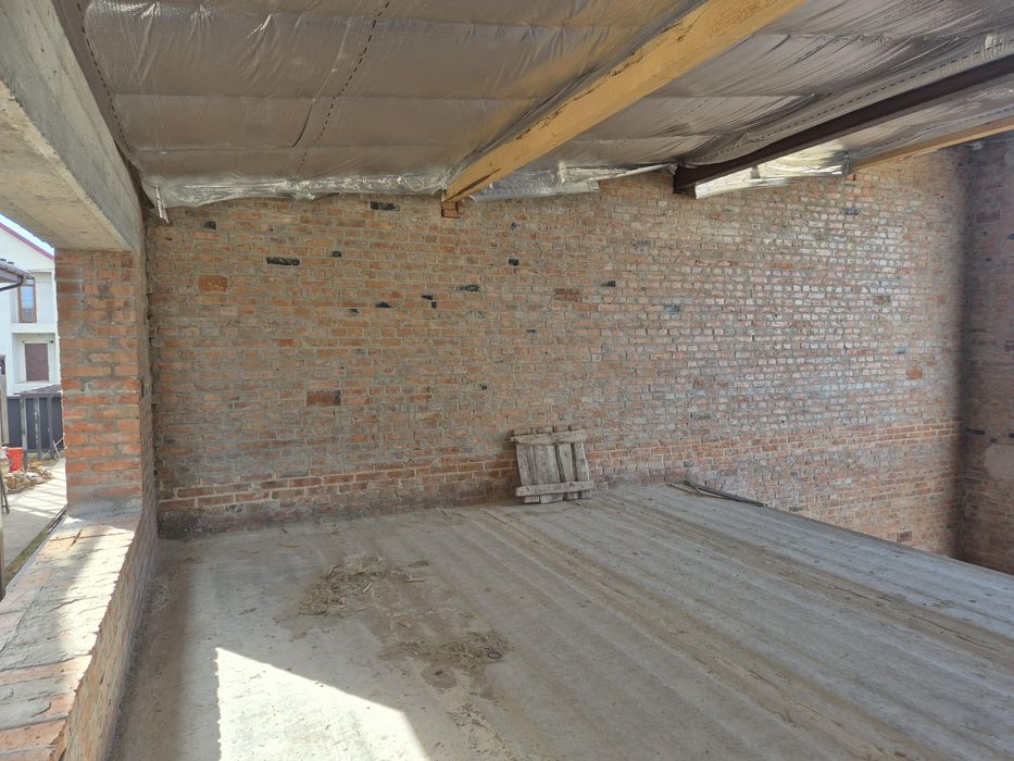 Інвестору - Таунхаус 575 $ м²  1 км до Франківську