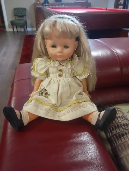 Bonecas antigas como novas