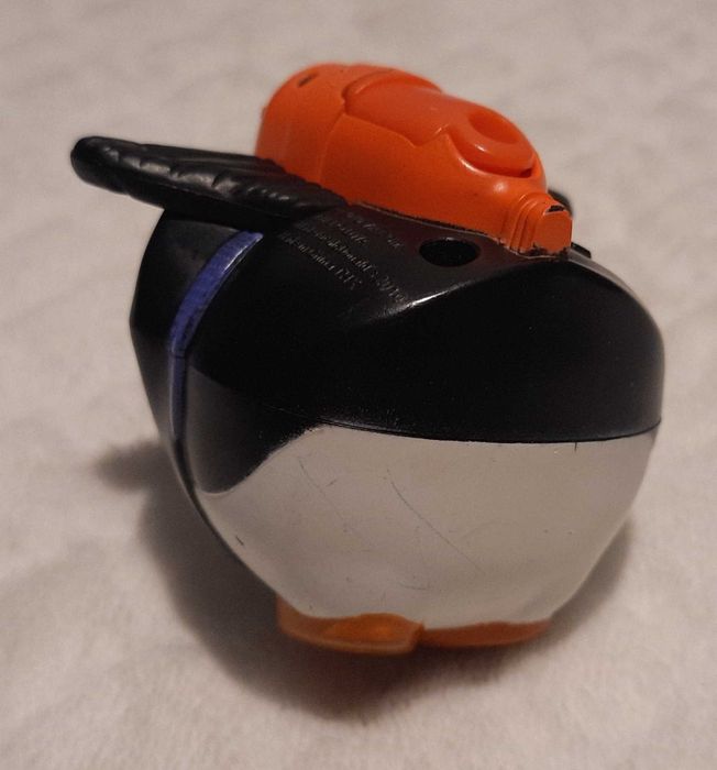 Pingwiny z Madagaskaru, McDonald's, 2010 (Zabawka)