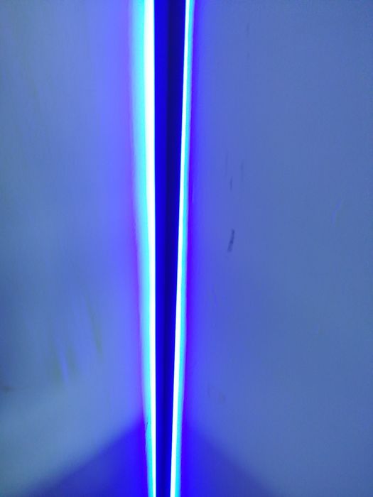 Candeeiro de canto Led