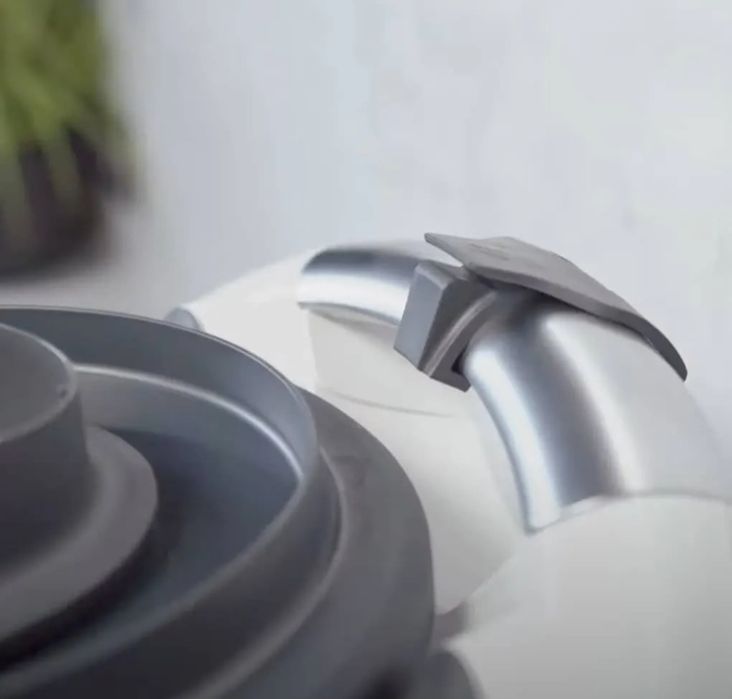 uchwyt pokrywy do Thermomixa TM6 TM5