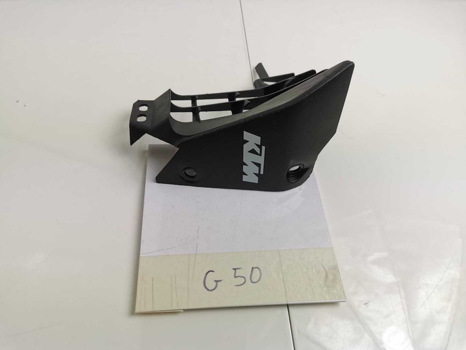 Lewa osłona chłodnicy KTM 125 DUKE