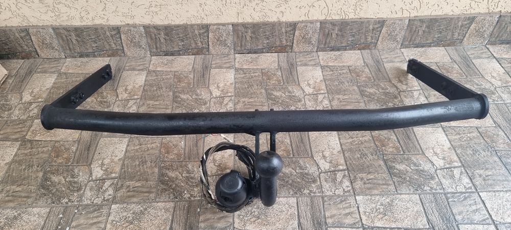 Продам фаркоп на Skoda Octavia Tur!!!