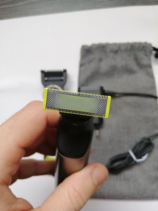 Електростанок Philips OneBlade Pro 360, QP6551/15, тример philips