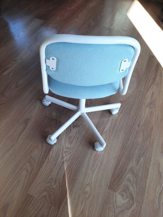 Krzesełko dziecięce do biurka ORFJALL Ikea