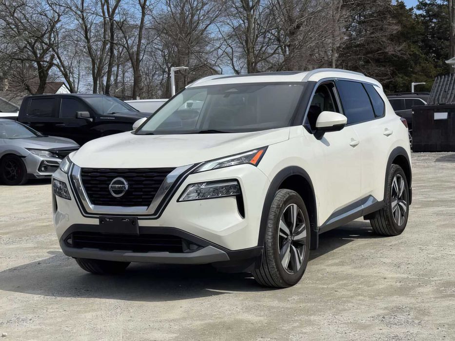 Nissan Rogue SL      2021