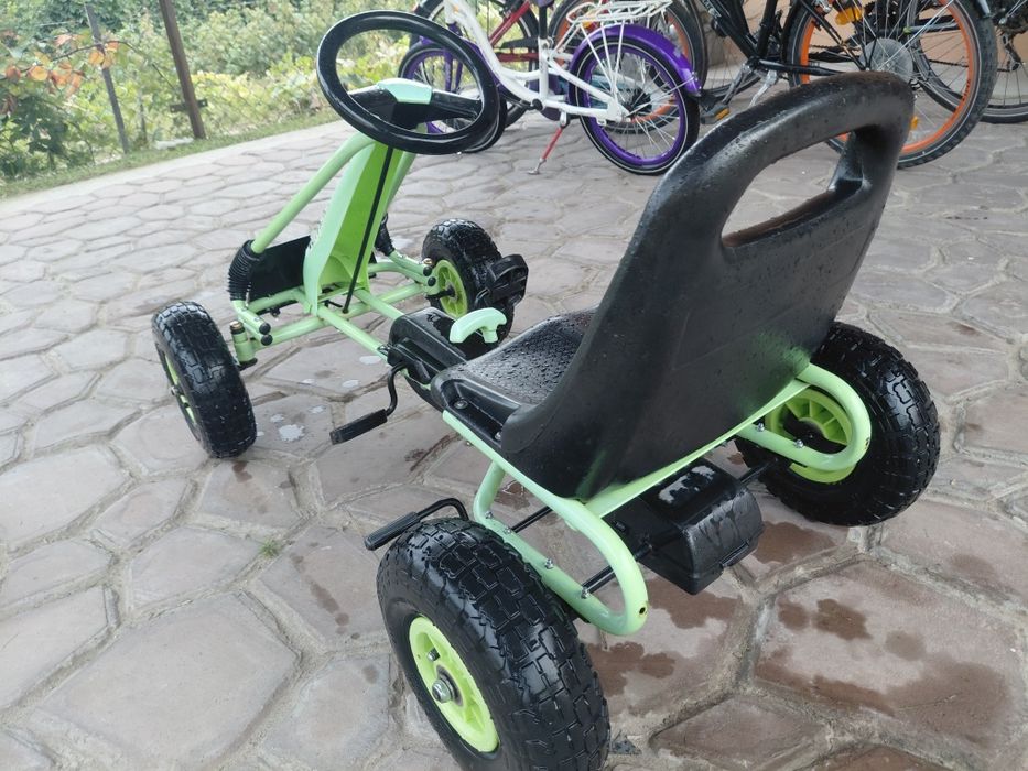 Дитячий педальний картинг