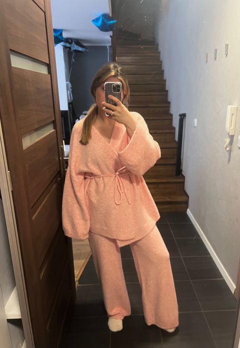 dzianinowy komplet damski