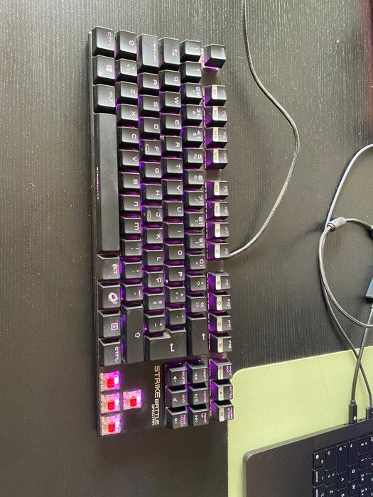 Teclado Mecânico  Ozone Strike Battle Spectra Cherry MX Red