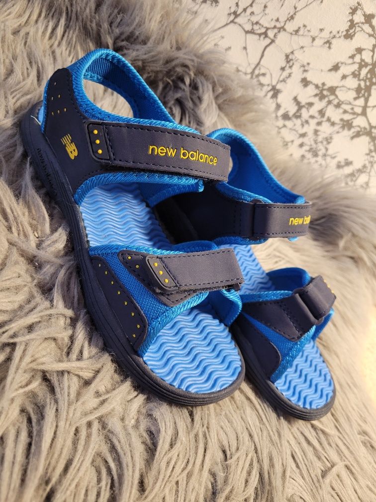 Sanda y New Balance r.35 Krobia OLX.pl