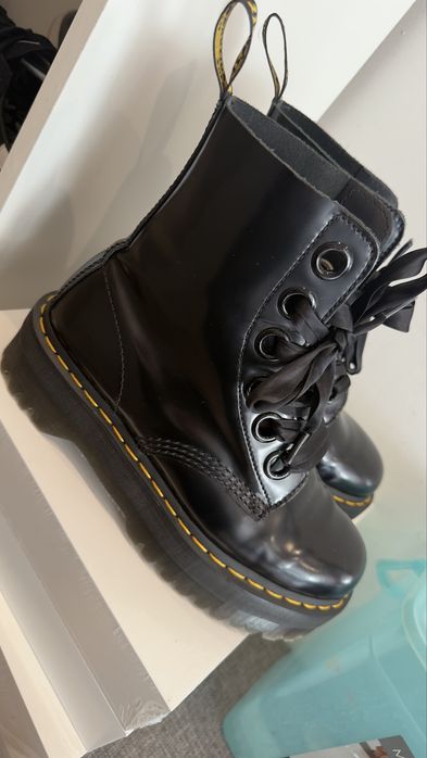 Dr martens molly