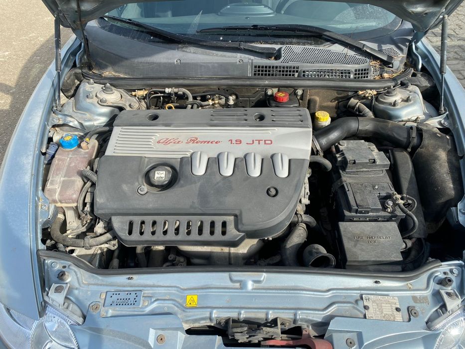 Alfa Romeo 147 1.9 Jtd De 2002 Disponível Para Peças Botoes Vidros