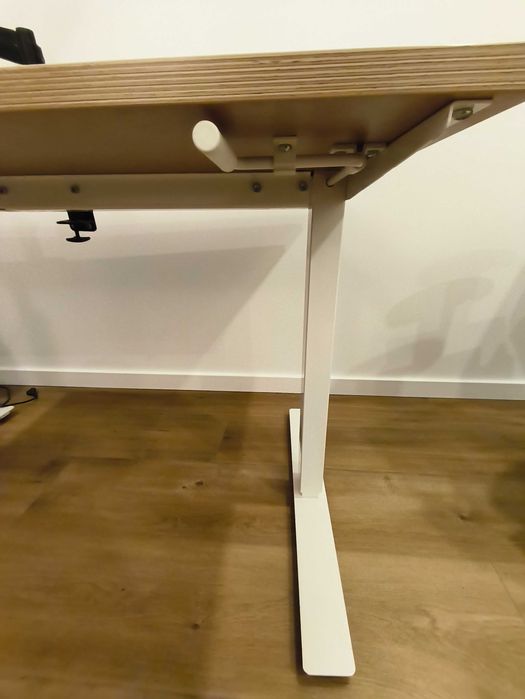 Secretária/mesa escritório altura regulável