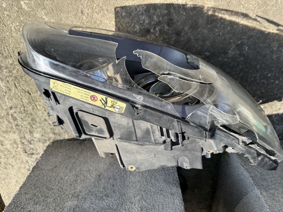 Lampa prawy przód Bmw e87 seria 1