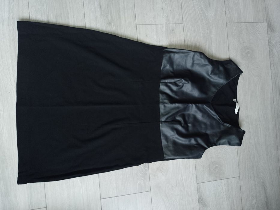 Czarna sukienka rozmiar XL